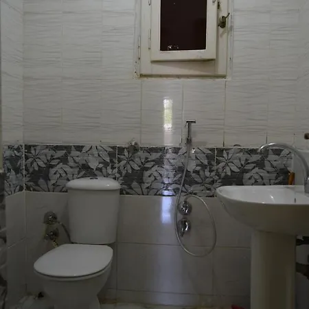 Beachside Chalet ,Sidi Kerir Abu Zeira Exterior photo